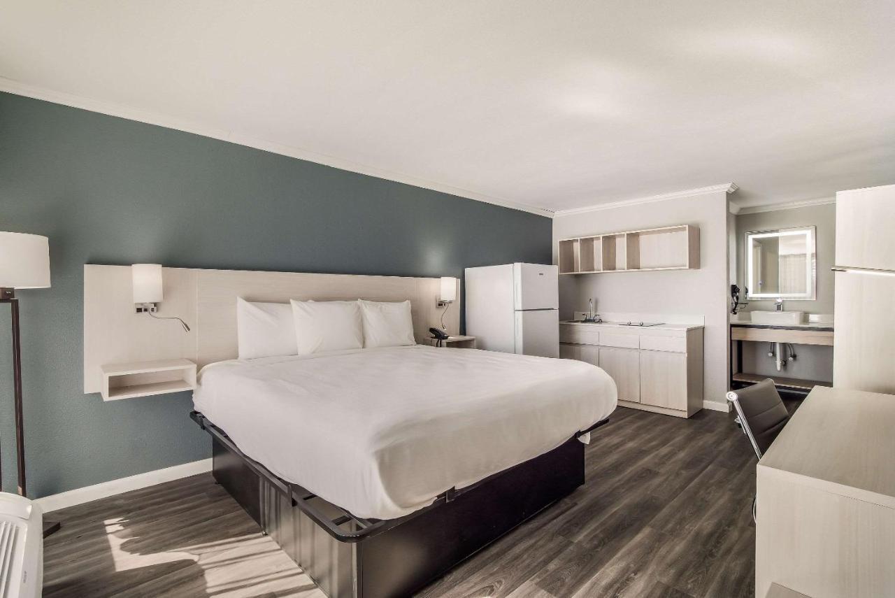 Mainstay Suites Firenze Esterno foto
